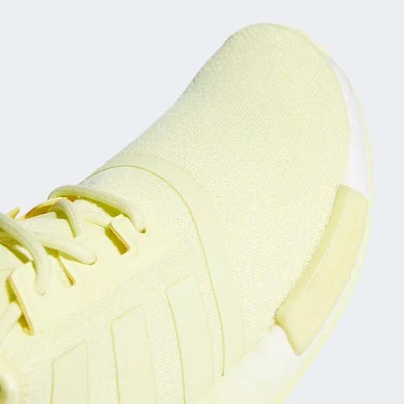 [NEW] Women's Adidas NMD_R1 Shoes GX8382 - Picture 7 of 8